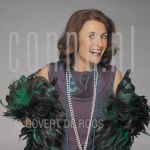 23-03-2004 Schudden tot het sneeuwt, Ottolien Boeschoten alias Juffrouw Bubbels, at studio in Amsterdam.

[keywords]Posed, Half Length, Eyecontact, Smiling[/keywords]